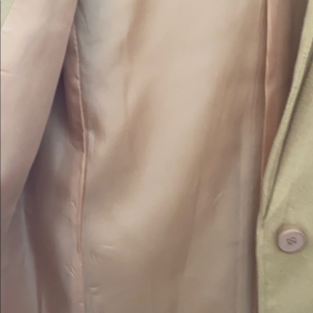 Coat - Picture 8 of 9